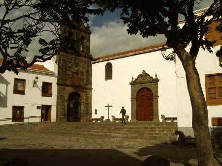 Entrance to the Island museum The entrance to the island's museum, beside the church of San Francisco, Santa Cruz de la Palma